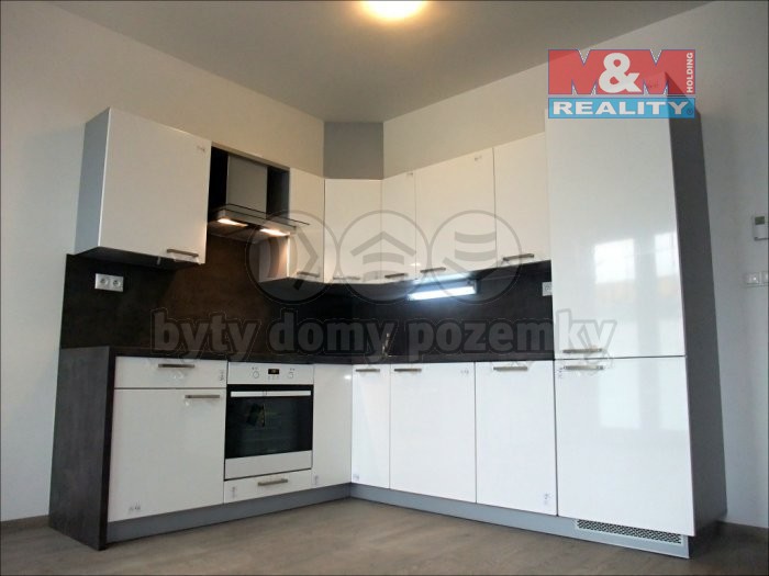 Pronájem, byt 2+kk, 61 m2, Moravská Ostrava, ul. Jantarová
