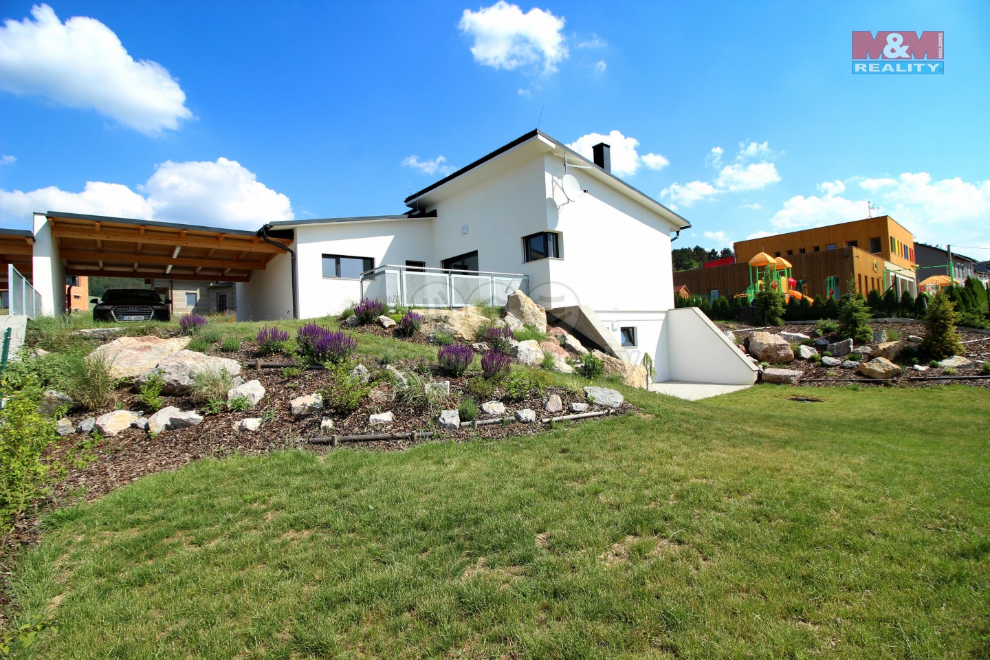 Prodej, rodinný dům 5+kk, 709 m2, Králův Dvůr, ul. Tři Vršky