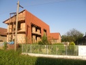 House, Pardubice, Živanice
