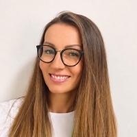 Veronika Kouglová