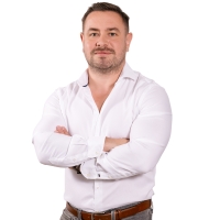 Erik Bartoš