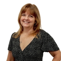 Andrea Smešná