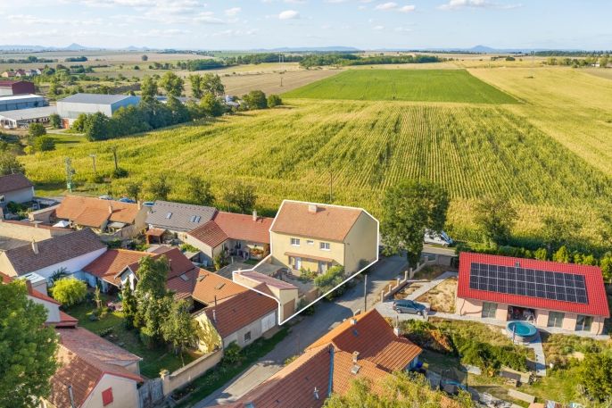 Prodej, Rodinný dům, Černuc