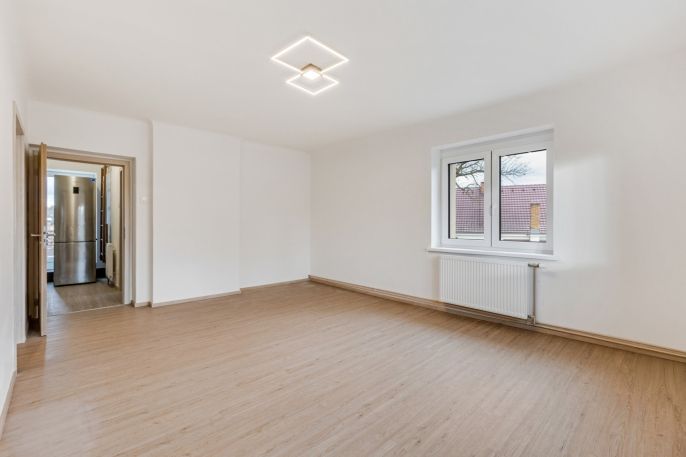 Pronájem, Byt 2+1, Hrádek