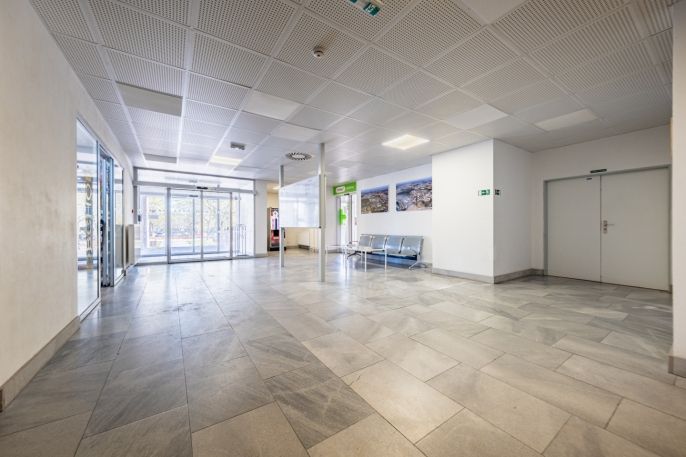 Pronájem, Obchod a služby, Praha