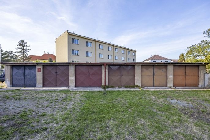 Prodej, Garáž, Pardubice