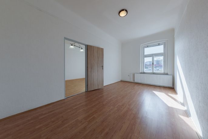 Pronájem, Byt 3+1, Cheb