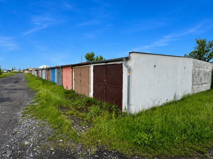 Prodej, Garáž, Pardubice