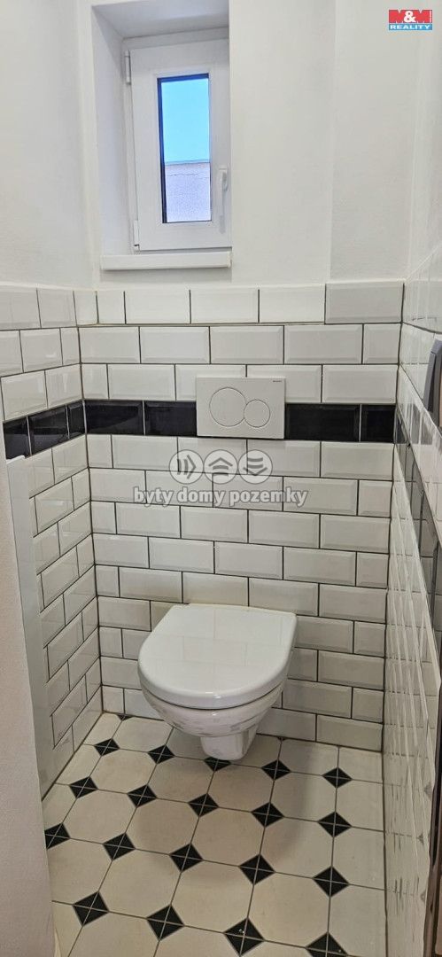 Pronájem, Byt 3+1, Pardubice