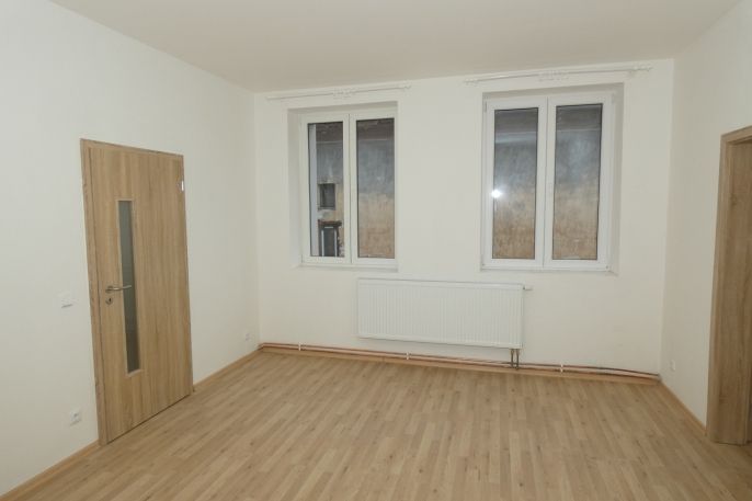 Prodej, Nájemní dům, Žleby