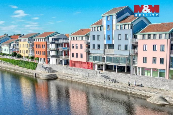 Pronájem, Obchod a služby, Písek