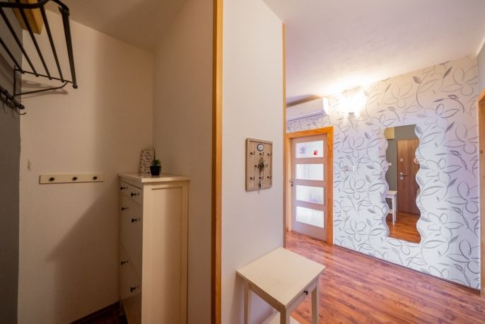 Prodej, Byt 3+1, Práče