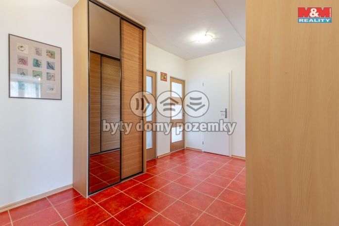 Prodej, Byt 4+1, Slaný