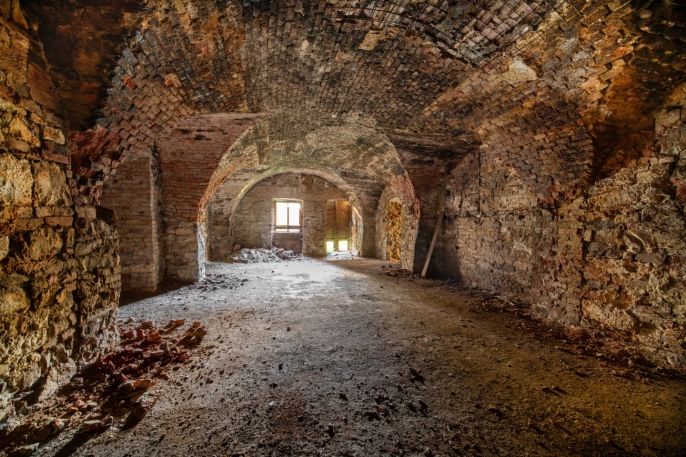 Prodej, Obchodní objekt, Polička