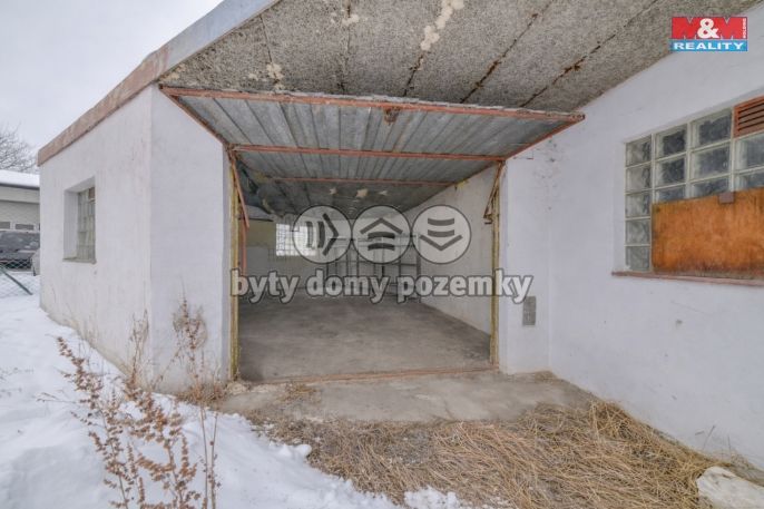 Prodej, Garáž, Luby