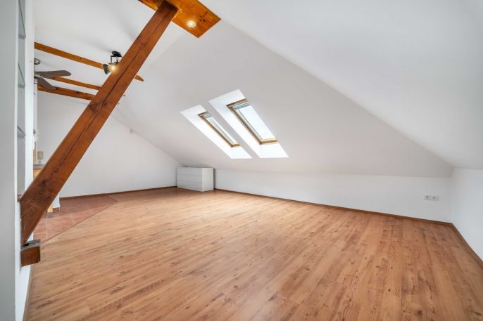 Prodej, Byt 1+kk, Mníšek pod Brdy