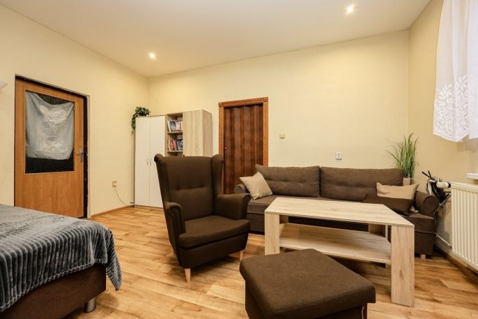 Prodej, Byt 2+1, Hanušovice