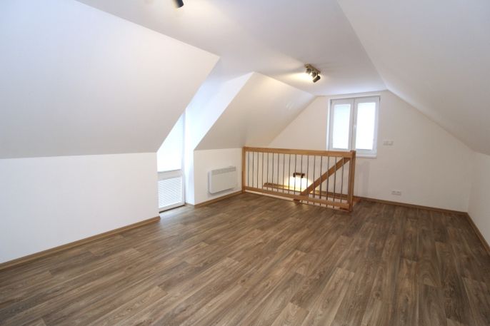 Pronájem, Kancelářský prostor, Měšice