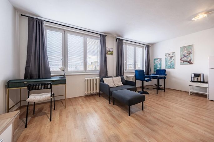 Prodej, Byt 1+kk, Praha