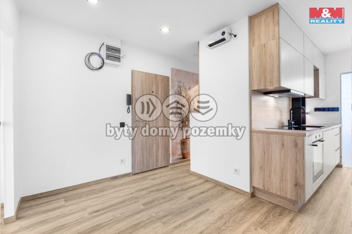 Prodej, Byt 3+1, Děčín