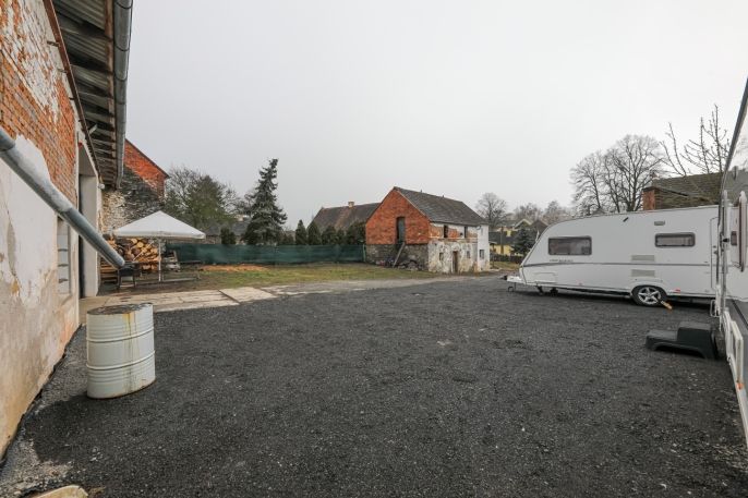 Prodej, Sklad, Křelovice