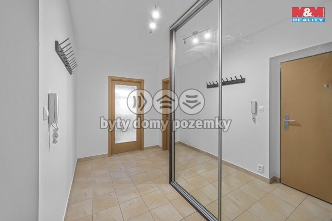 Prodej, Byt 1+kk, Hradec Králové