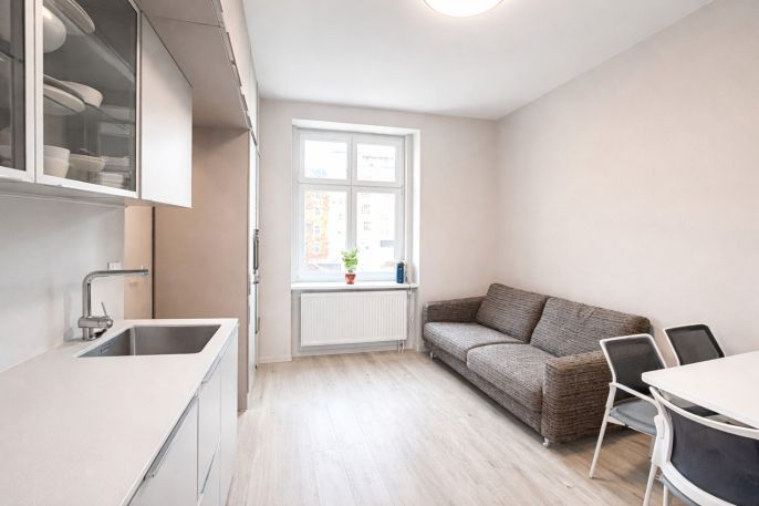 Prodej, Byt 2+kk, Praha