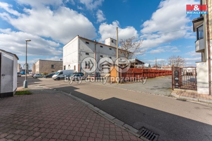 Prodej, Obchodní objekt, Pardubice