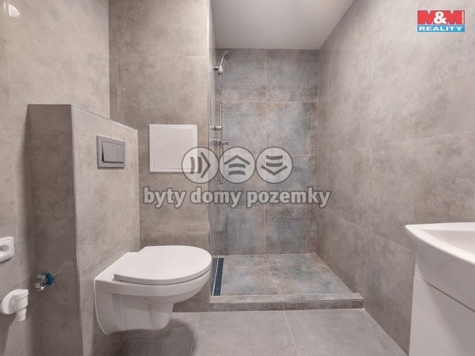 Pronájem, Byt 1+kk, Klášterec nad Ohří