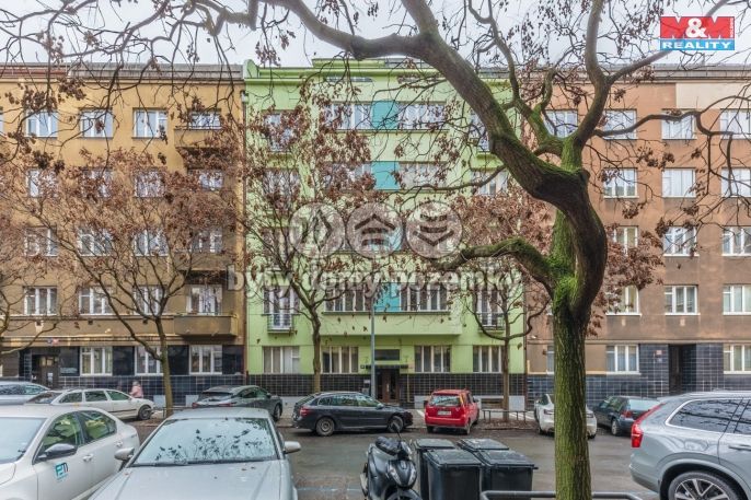 Prodej, Byt 1+kk, Praha