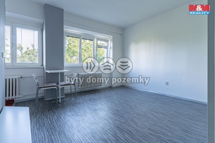 Pronájem, Byt 1+kk, Hradec Králové