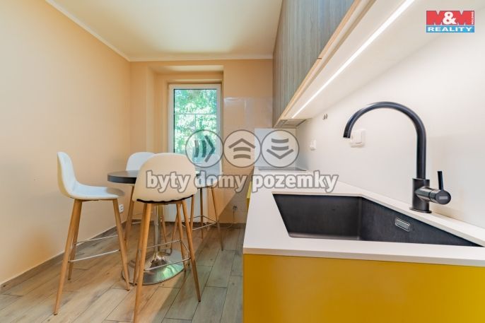 Prodej, Byt 2+1, Aš