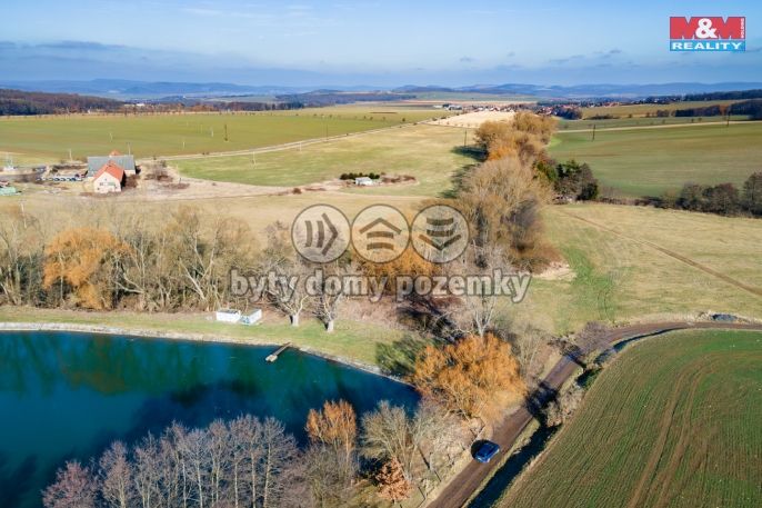 Prodej, Pole, Podluhy