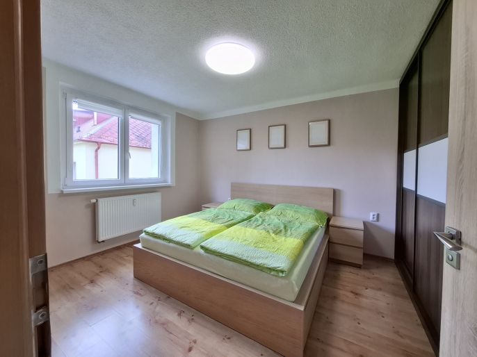 Pronájem, Byt 2+1, Ostrov