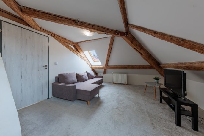 Prodej, Nájemní dům, Hroznětín