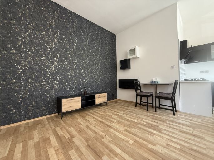 Pronájem, Byt 2+kk, Jablonec nad Nisou