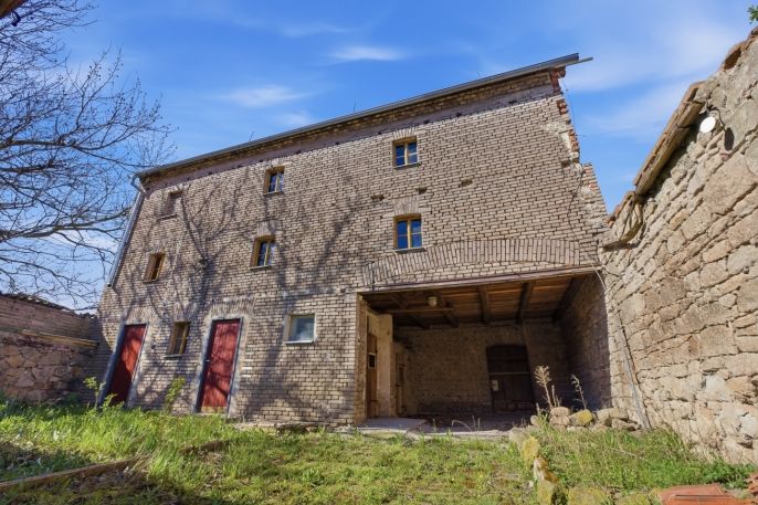 Prodej, Zemědělská usedlost, Kněževes