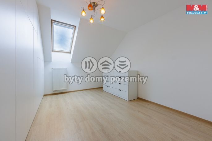 Pronájem, Byt 4+kk, Karlovy Vary