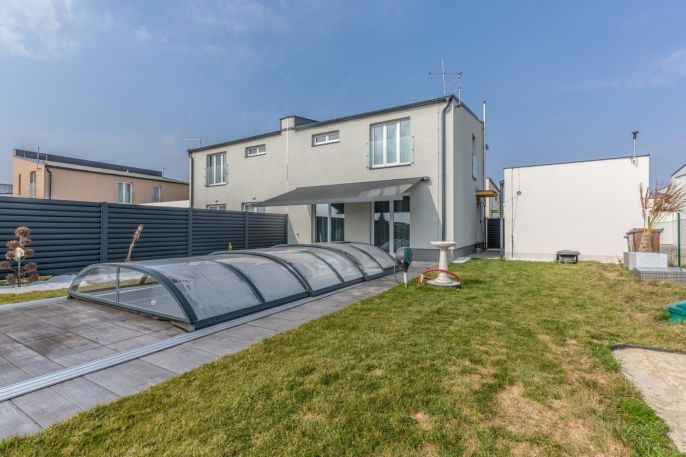 Prodej, Rodinný dům, Milovice