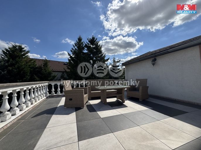 Pronájem, Byt 1+kk, Bříství