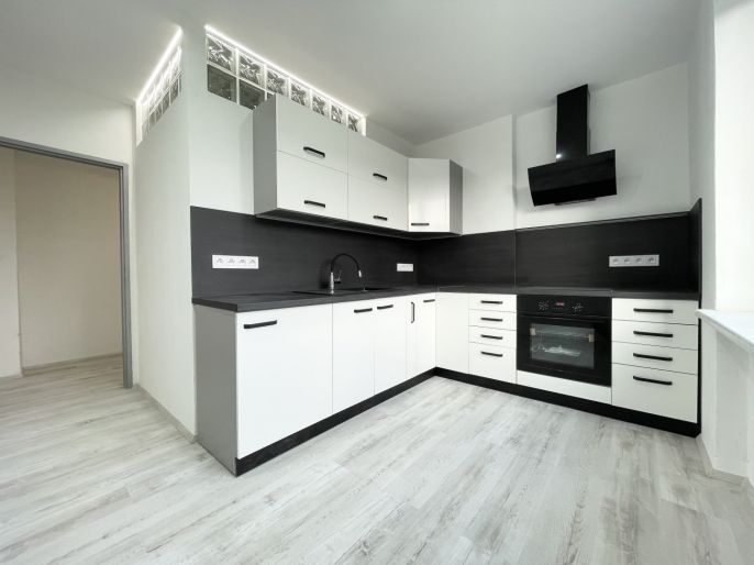 Pronájem, Byt 2+1, Sokolov