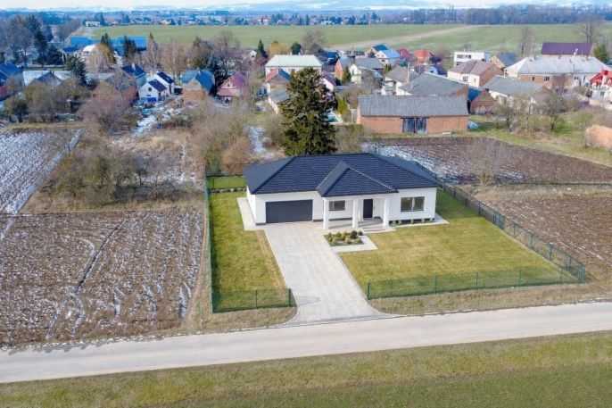 Prodej, Pozemek k bydlení, Újezd