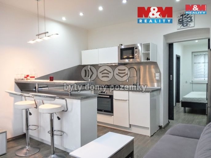 Pronájem, Byt 1+1, Karlovy Vary