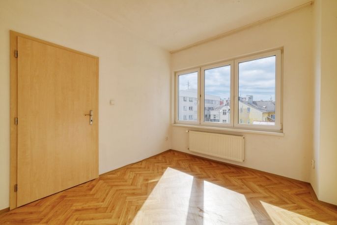 Pronájem, Byt 2+1, Cheb