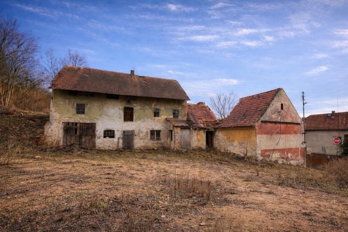 Prodej, Zemědělská usedlost, Pnětluky