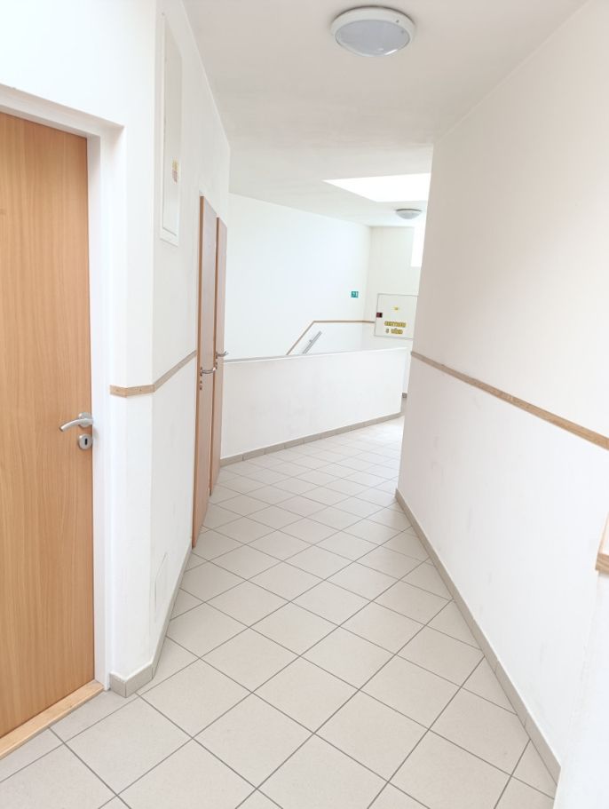 Pronájem, Obchod a služby, Tišnov