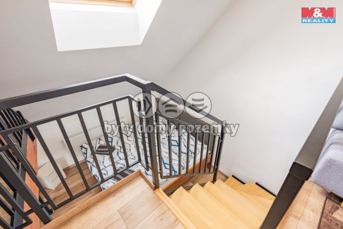 Pronájem, Atypický byt, Hoštice