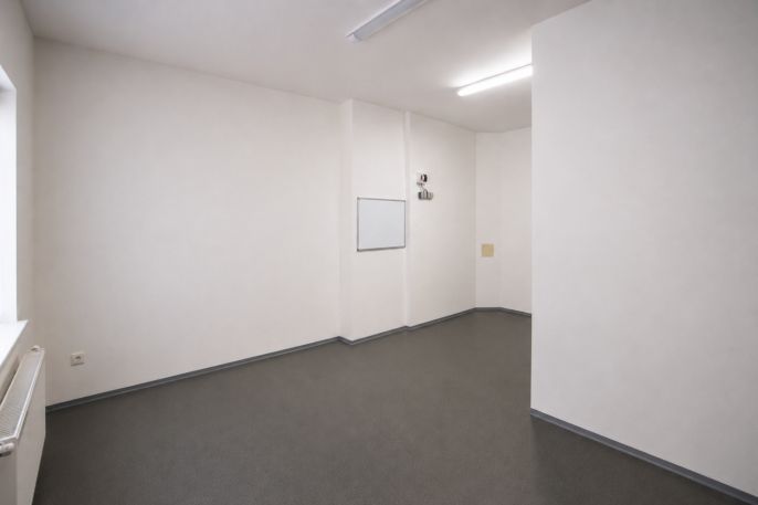 Pronájem, Obchod a služby, Pardubice