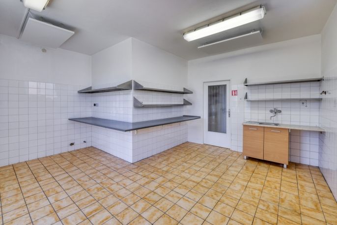 Pronájem, Obchod a služby, Klatovy