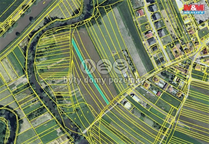 Prodej, Pole, Uherčice